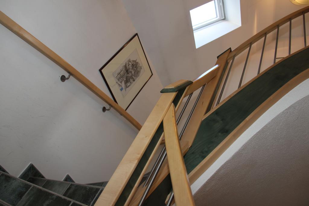 Pension Jahrbacher Леобен Экстерьер фото