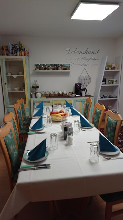 Pension Jahrbacher Леобен Экстерьер фото